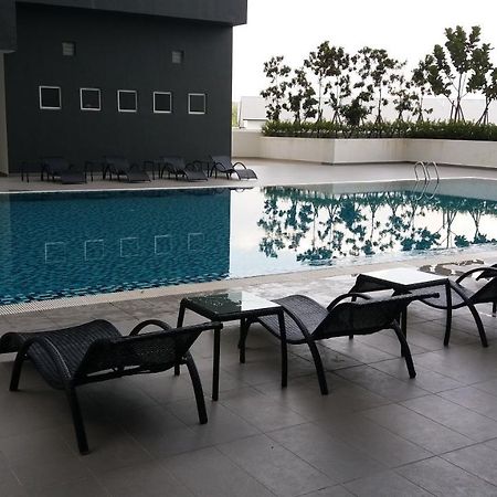 Aliff Residences 艾麗軒 Johor Bahru Ngoại thất bức ảnh