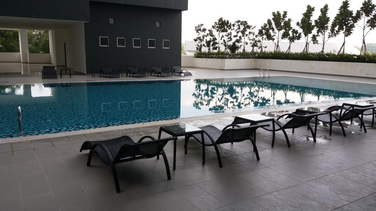 Aliff Residences 艾麗軒 Johor Bahru Ngoại thất bức ảnh