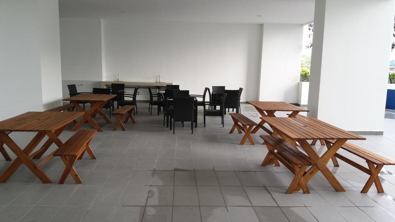 Aliff Residences 艾麗軒 Johor Bahru Ngoại thất bức ảnh